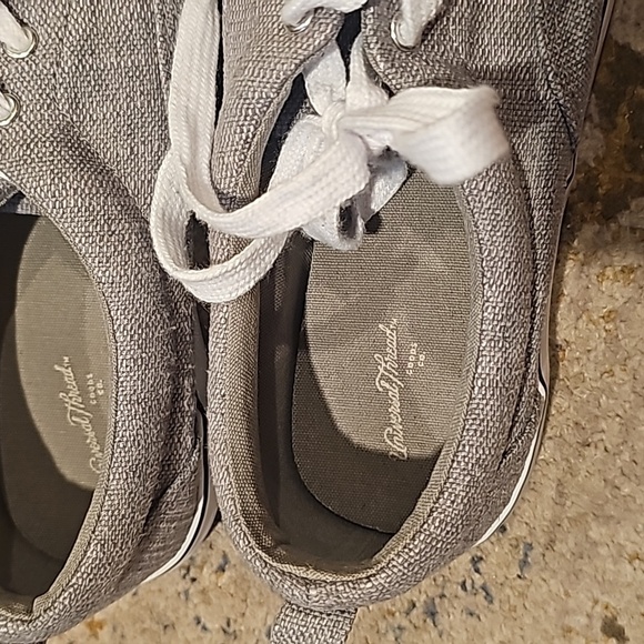 Universal Thread Molly Vulcanized Lace-Up Sneakers Women's - - Picture 2 of 4